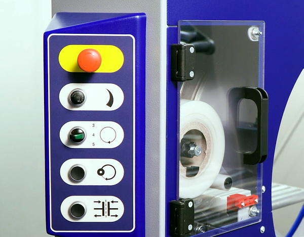 水平式缠膜机操作面板